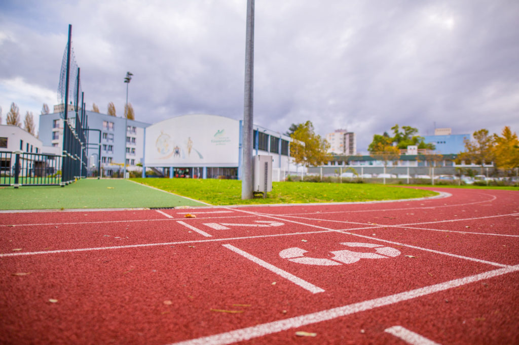 Plateaux sportifs variés